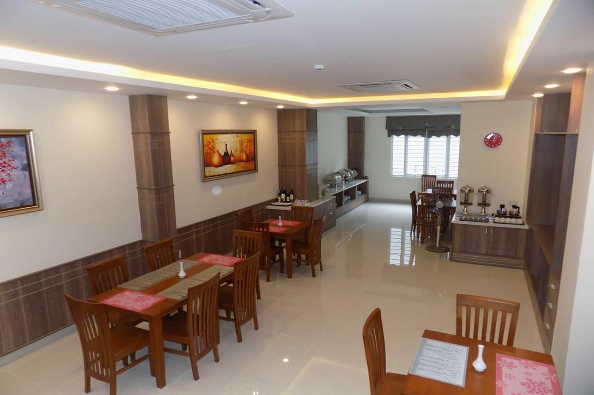 La Suite Hotel Danang Buitenkant foto